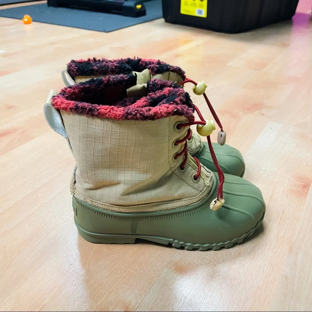 Native Tan & Olive Green Jimmy Rubber Duck Boots Kids Size 12